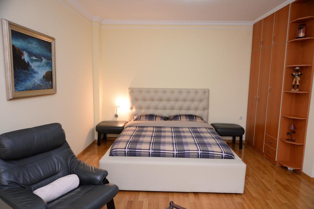 Exclusive Central Apartments Skopje Esterno foto