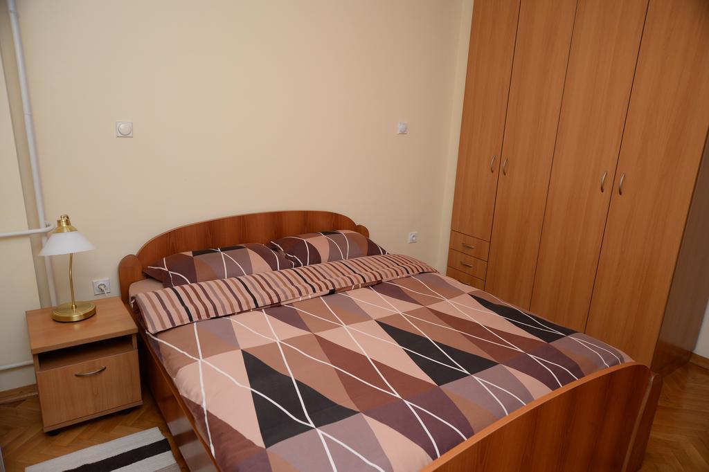 Exclusive Central Apartments Skopje Esterno foto